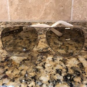 Auth Jimmy Choo aviator sunglasses 🦋